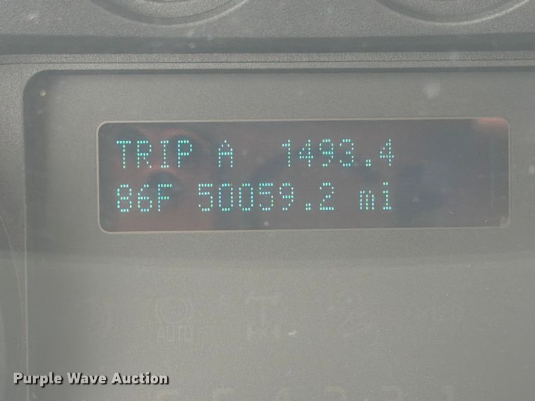 image for item MZ9841 2016 Ford F250 Crew Cab pickup truck