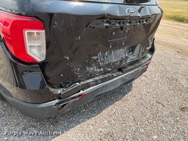 image for item MZ9843 2021 Ford Explorer Police SUV