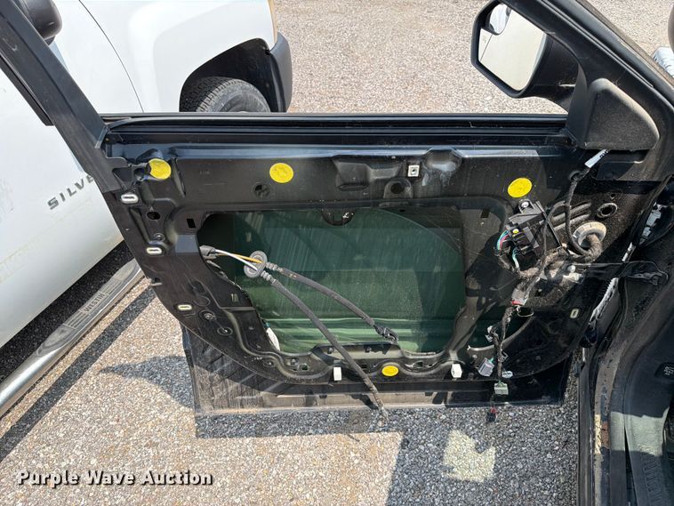 image for item MZ9843 2021 Ford Explorer Police SUV