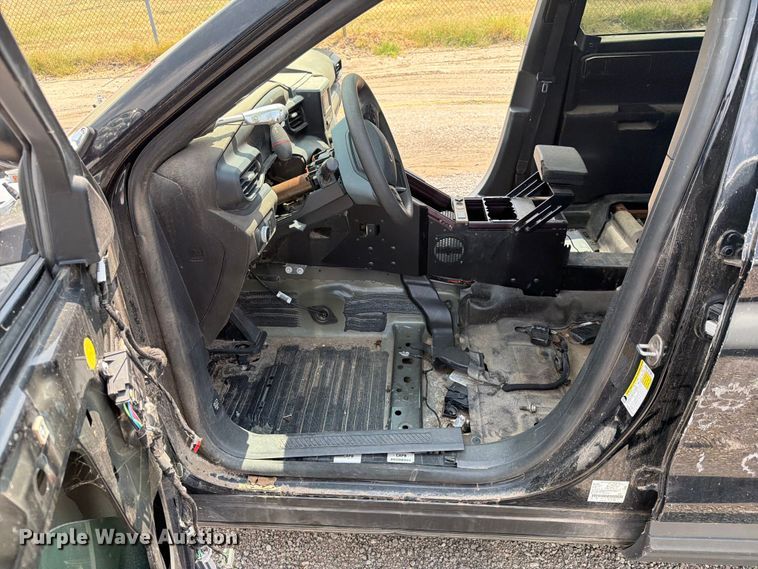 image for item MZ9843 2021 Ford Explorer Police SUV