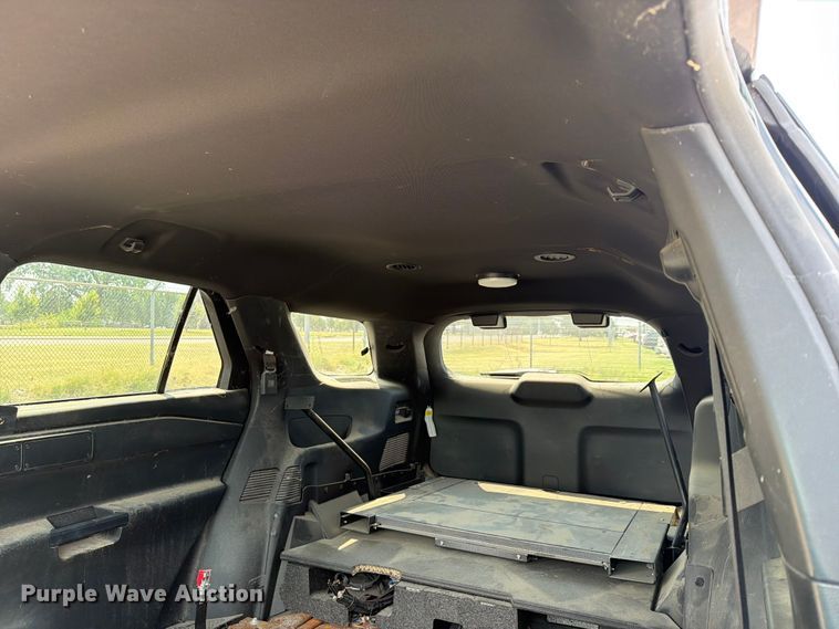image for item MZ9843 2021 Ford Explorer Police SUV
