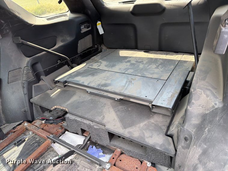 image for item MZ9843 2021 Ford Explorer Police SUV