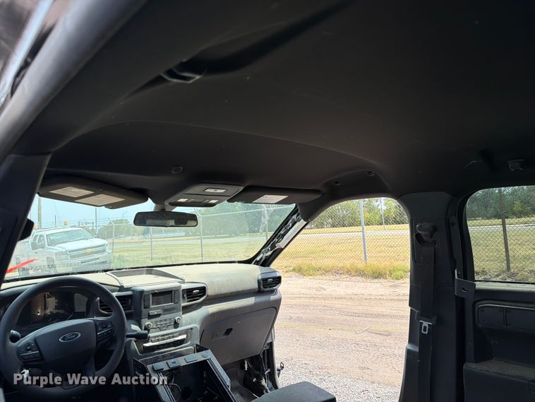 image for item MZ9843 2021 Ford Explorer Police SUV