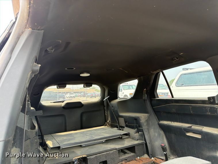 image for item MZ9843 2021 Ford Explorer Police SUV