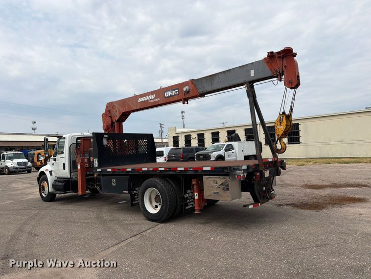 image for item MZ9846 2006 International 4300 crane truck