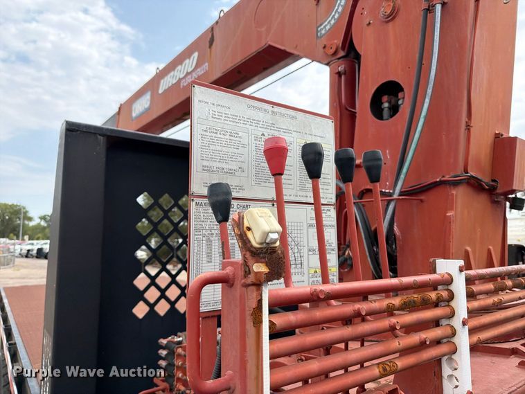 image for item MZ9846 2006 International 4300 crane truck