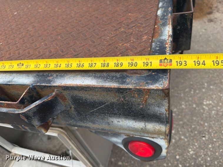 image for item MZ9846 2006 International 4300 crane truck