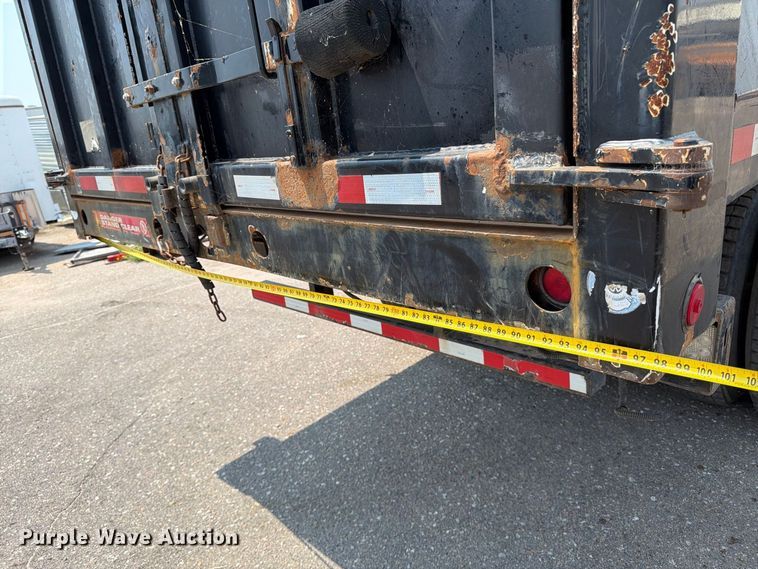 image for item MZ9847 2016 International 7400 grapple crane truck