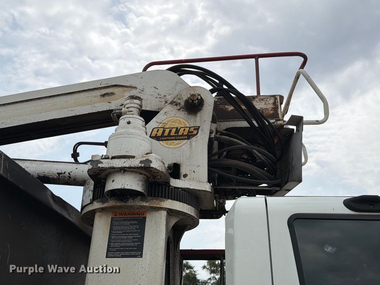 image for item MZ9848 2016 International 7400 grapple crane truck