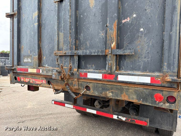 image for item MZ9848 2016 International 7400 grapple crane truck