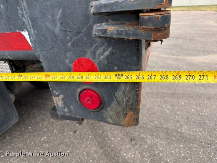 image for item MZ9848 2016 International 7400 grapple crane truck