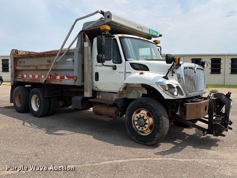 image for item MZ9849 2009 International 7500 dump truck