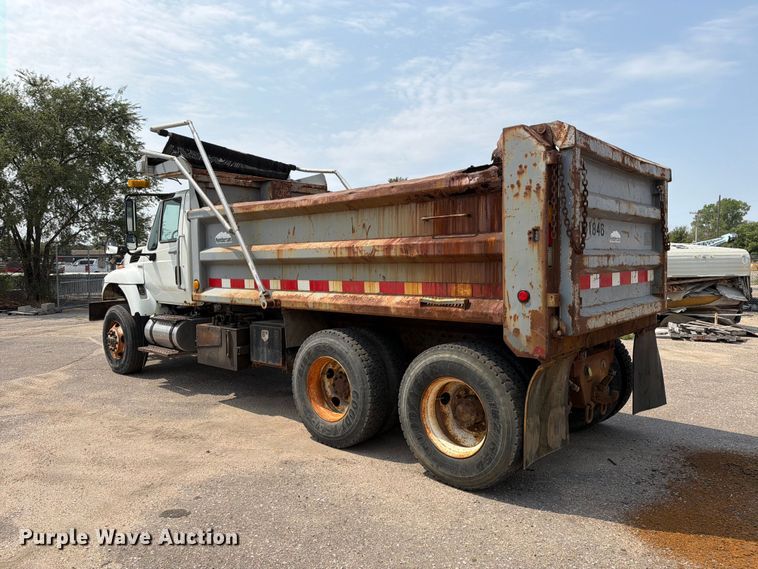 image for item MZ9849 2009 International 7500 dump truck