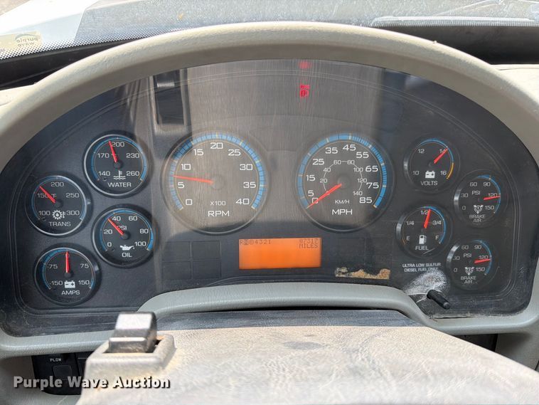 image for item MZ9849 2009 International 7500 dump truck