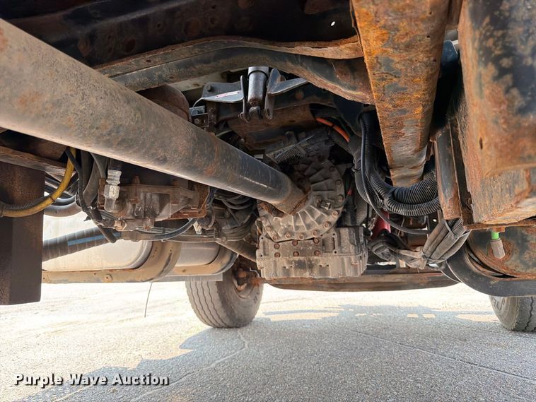 image for item MZ9849 2009 International 7500 dump truck