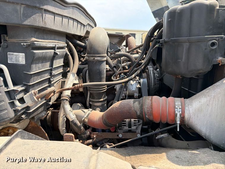 image for item MZ9849 2009 International 7500 dump truck