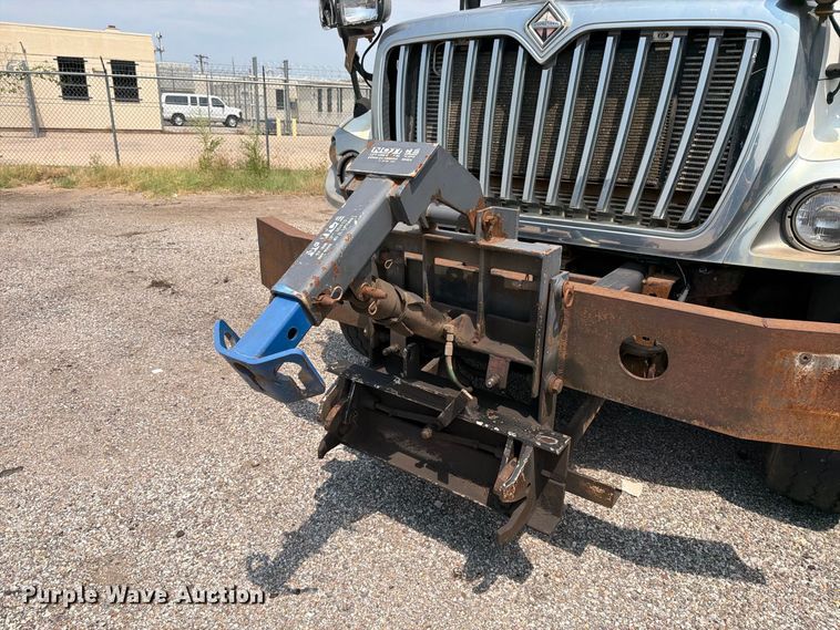 image for item MZ9851 2008 International WorkStar 7400 dump truck