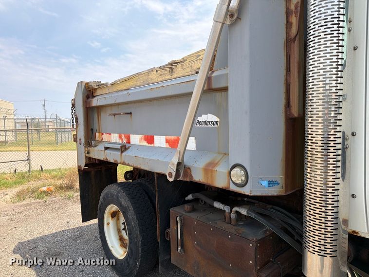 image for item MZ9851 2008 International WorkStar 7400 dump truck