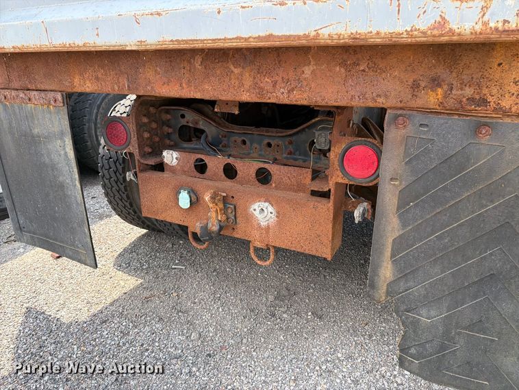 image for item MZ9851 2008 International WorkStar 7400 dump truck
