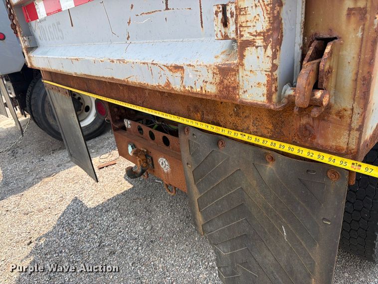 image for item MZ9851 2008 International WorkStar 7400 dump truck