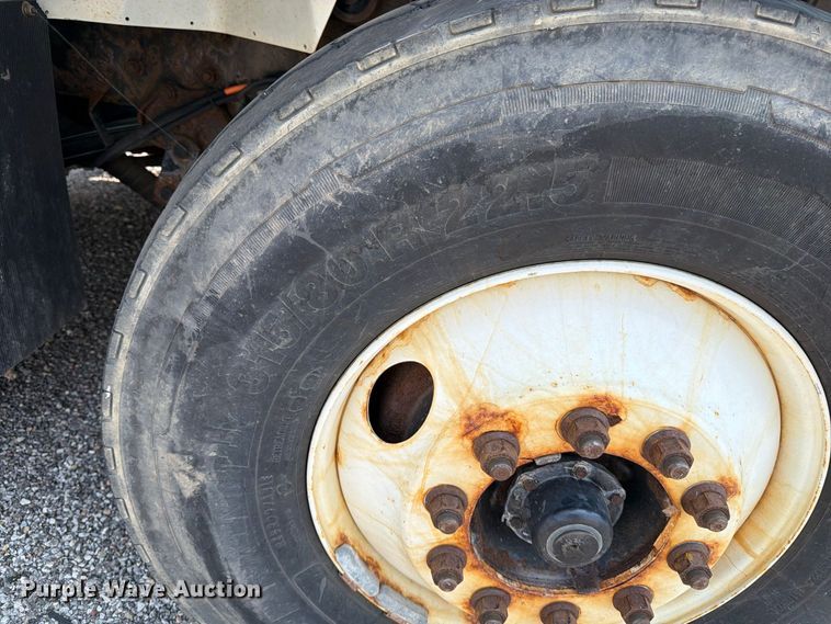 image for item MZ9851 2008 International WorkStar 7400 dump truck