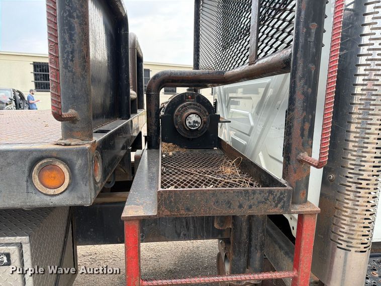 image for item MZ9852 2009 International 4300 dump flatbed truck