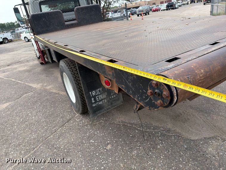 image for item MZ9852 2009 International 4300 dump flatbed truck