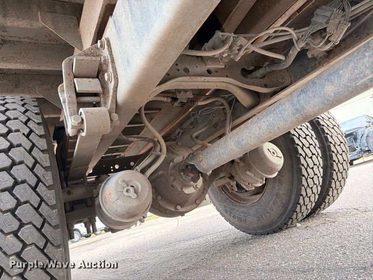 image for item MZ9852 2009 International 4300 dump flatbed truck