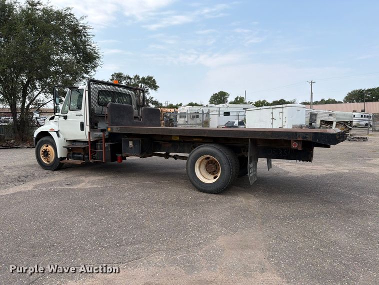 image for item MZ9853 2009 International 4300 dump flatbed truck