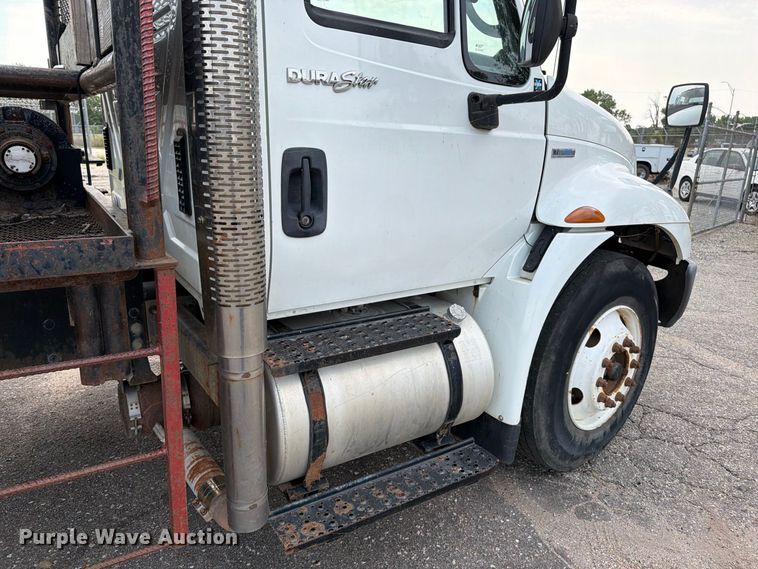 image for item MZ9853 2009 International 4300 dump flatbed truck
