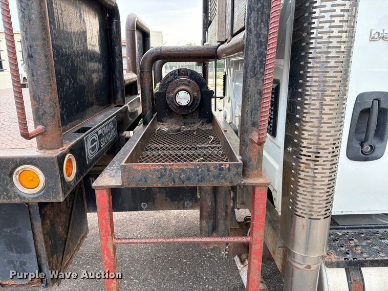 image for item MZ9853 2009 International 4300 dump flatbed truck