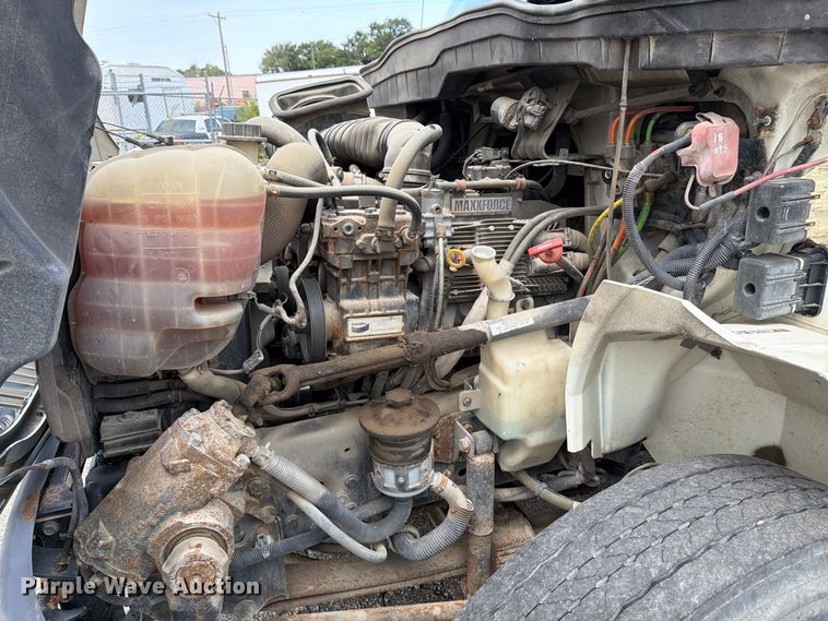 image for item MZ9853 2009 International 4300 dump flatbed truck