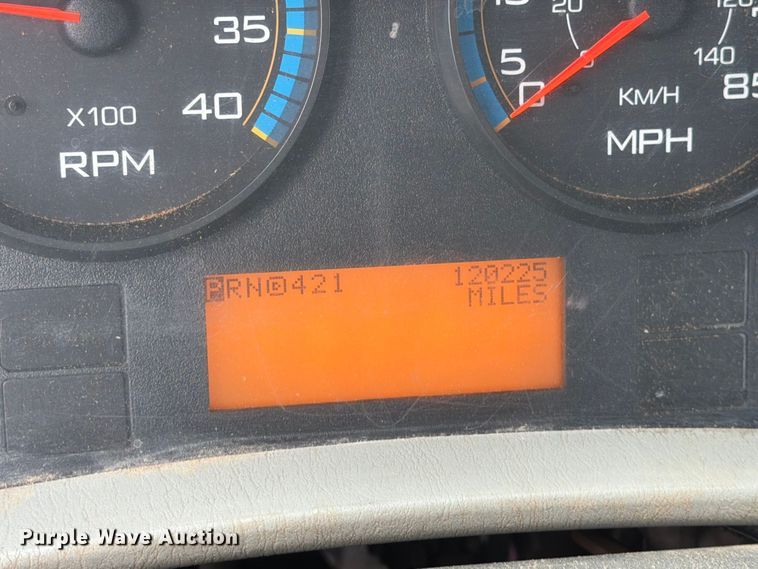 image for item MZ9853 2009 International 4300 dump flatbed truck