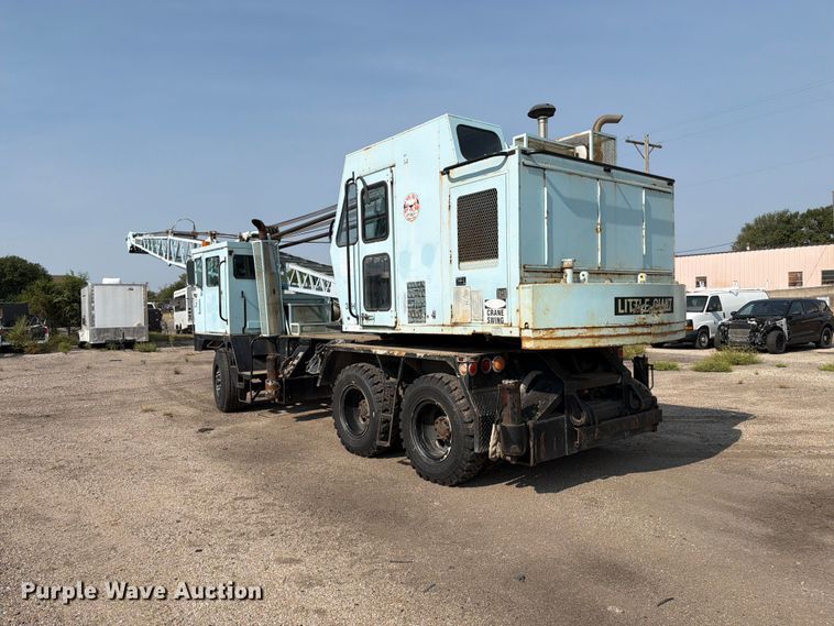 image for item MZ9855 Little Giant 32H crane