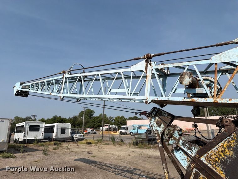 image for item MZ9855 Little Giant 32H crane