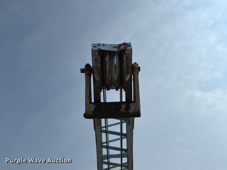 image for item MZ9855 Little Giant 32H crane