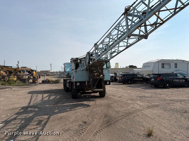 image for item MZ9855 Little Giant 32H crane