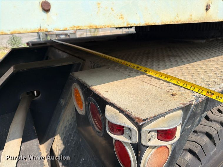 image for item MZ9855 Little Giant 32H crane