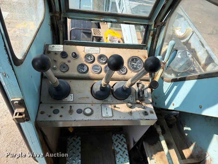 image for item MZ9855 Little Giant 32H crane