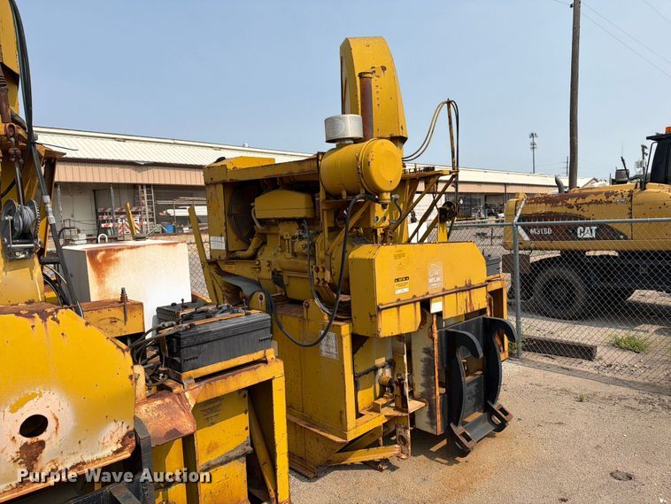 image for item MZ9857 Fair 8481C wheel loader snow blower