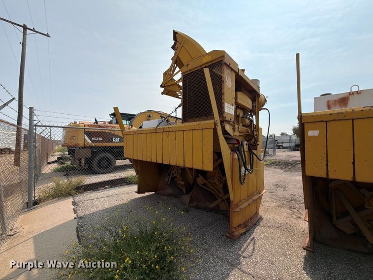 image for item MZ9857 Fair 8481C wheel loader snow blower