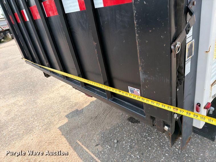 image for item MZ9858 2010 International DuraStar 4100 flatbed truck