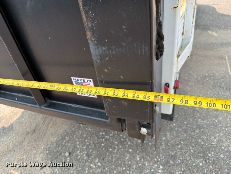 image for item MZ9858 2010 International DuraStar 4100 flatbed truck