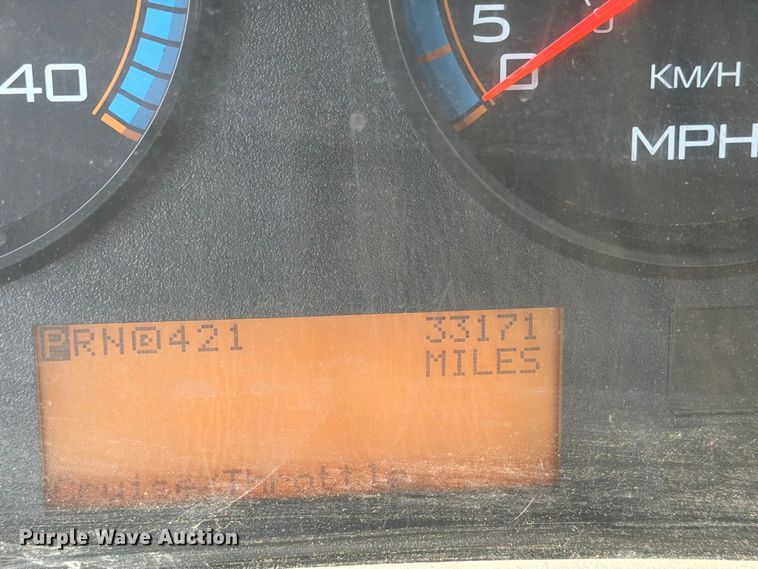 image for item MZ9858 2010 International DuraStar 4100 flatbed truck