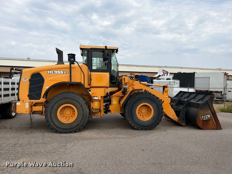 image for item MZ9859 2018 Hyundai HL955XT wheel loader