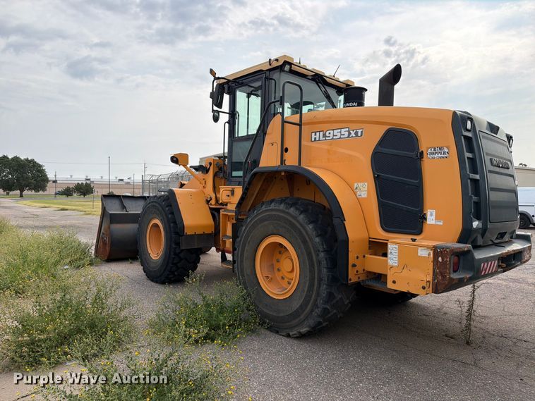 image for item MZ9859 2018 Hyundai HL955XT wheel loader