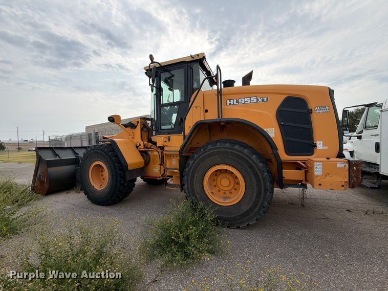 image for item MZ9859 2018 Hyundai HL955XT wheel loader