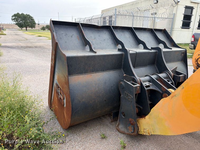 image for item MZ9859 2018 Hyundai HL955XT wheel loader