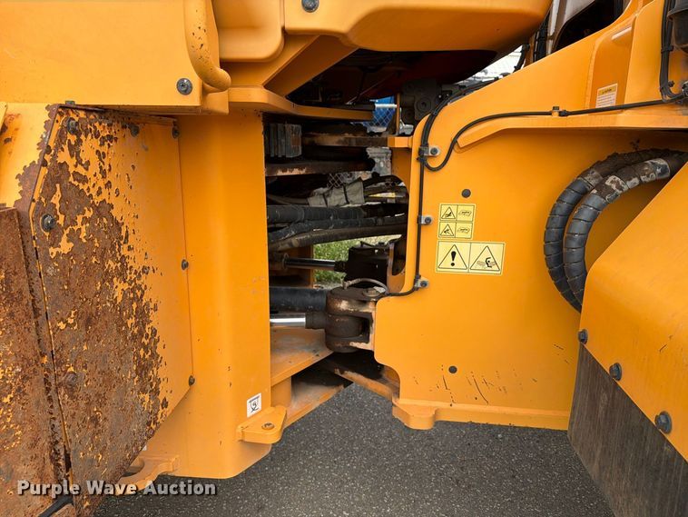 image for item MZ9859 2018 Hyundai HL955XT wheel loader