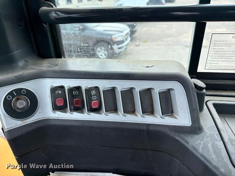 image for item MZ9859 2018 Hyundai HL955XT wheel loader